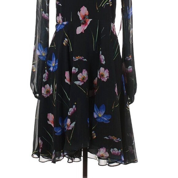NWOT Betsey Johnson Navy floral long sleeve dress, size 6 - Picture 4 of 10